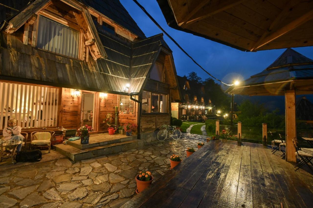 Neva Apartments โมกราโกรา ภายนอก รูปภาพ